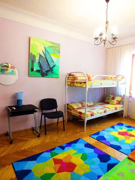 Down Town Hostel Kyiv Room photo